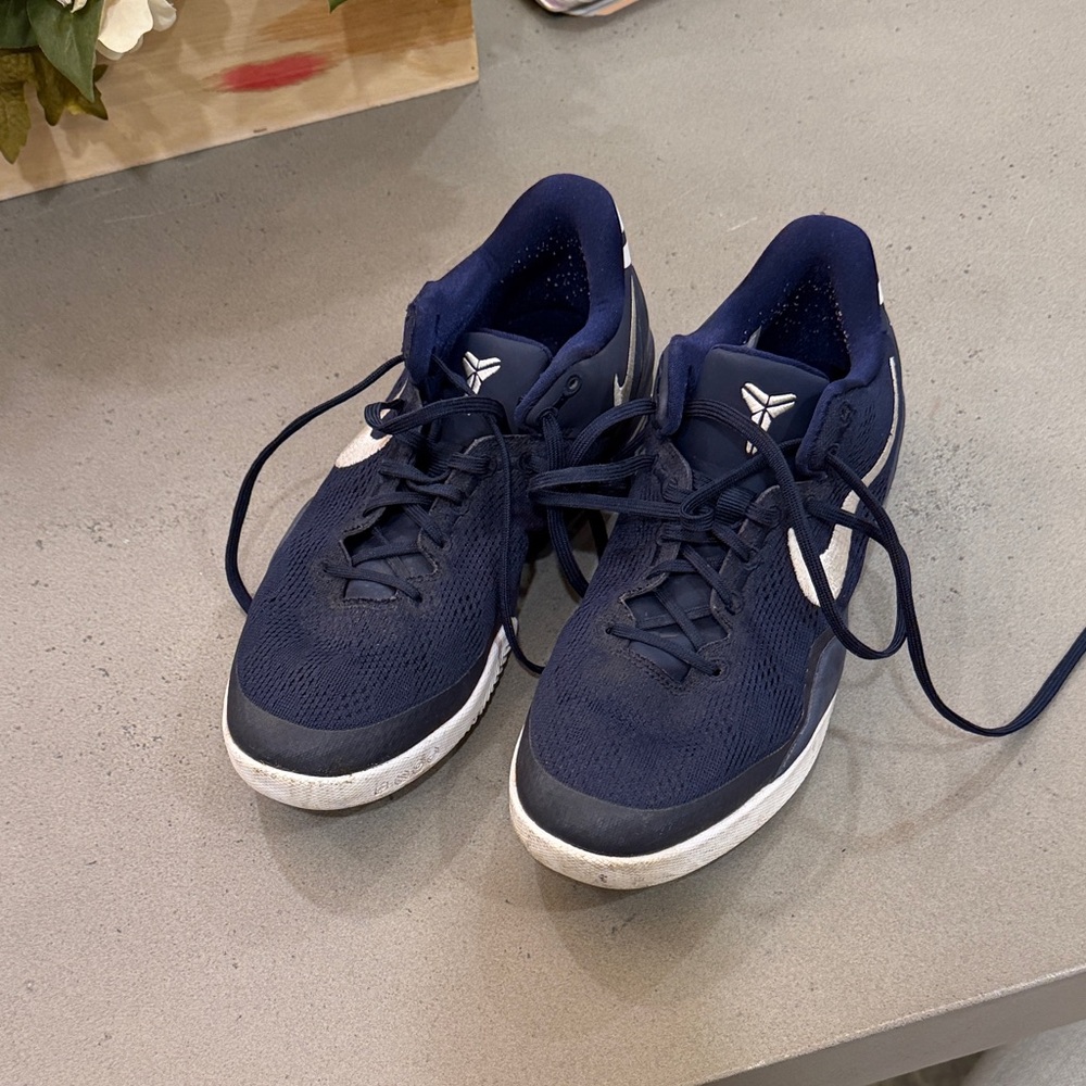 Nike Kobe 8 Protro Navy Basketball Shoes youth size 5.5. Good condition.